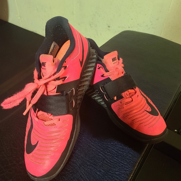 Nike Romaleos 3 Weightlifting Shoes - Picture 1 of 3